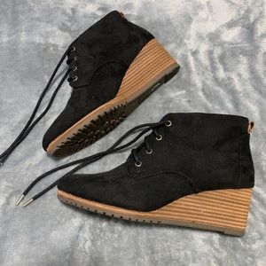 Dr. Scholl’s Close Call Wedge Bootie Black 9.5